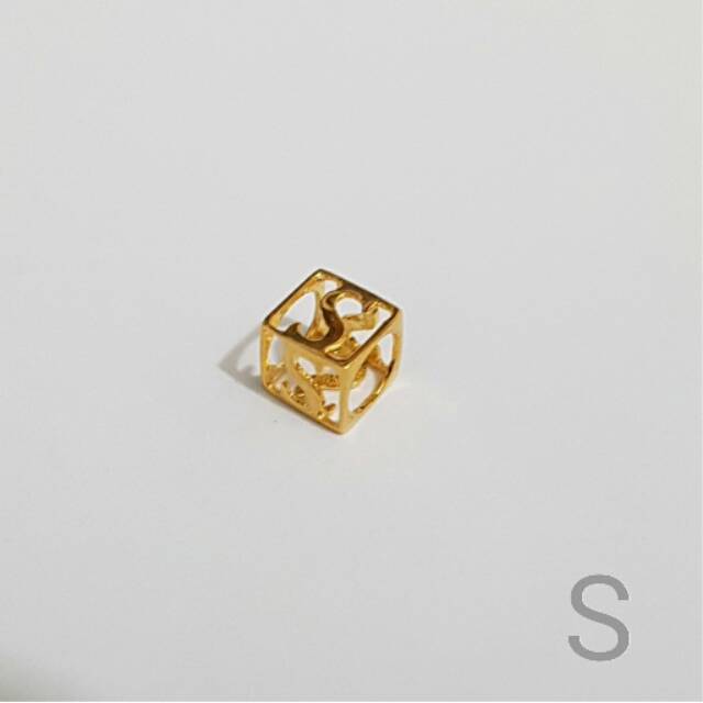 restock....liontin emas asli kadar 875 huruf s cube perhiasan emas gold pendant