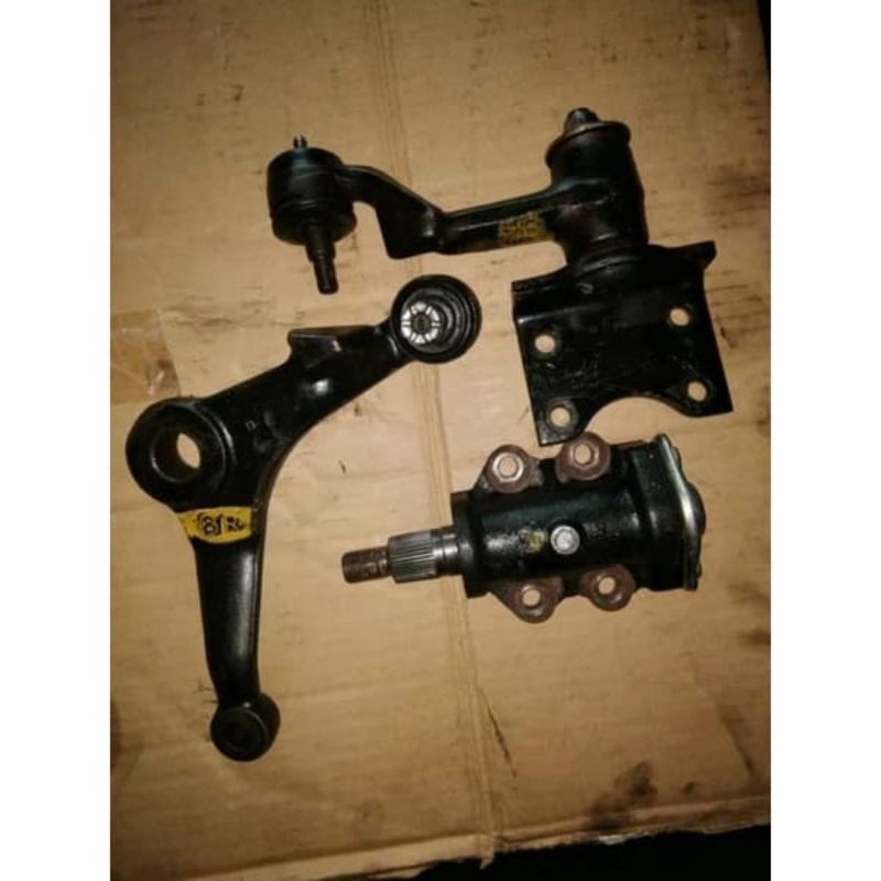 Idler arm ball crank Mitsubishi L300 solar bensin full set kanan kiri original