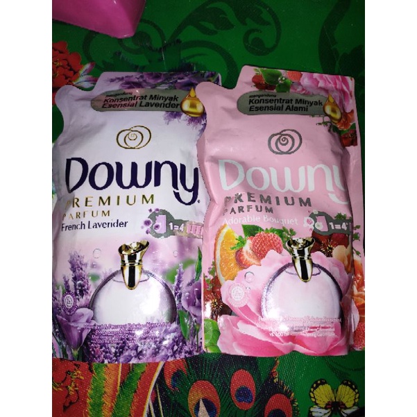 DOWNY PEWANGI PAKAIAN 550ML