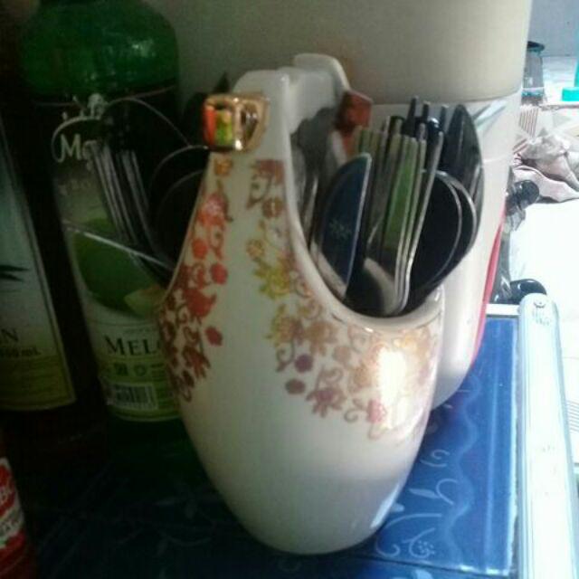 Vicenza Tempat Sendok Garpu Makan - B625