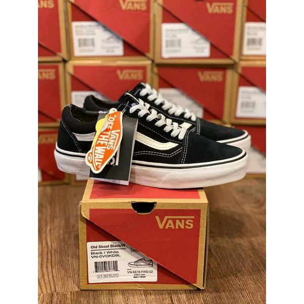 SNEAKERS PRIA SIZE 45 46 MADE IN VIETNAM , SNEAKERS BIG SIZE 45 46 , SEPATU CASUAL BIG SIZE 45 46