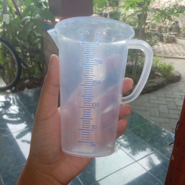Gelas Takar / Gelas Ukur 250 Ml :)