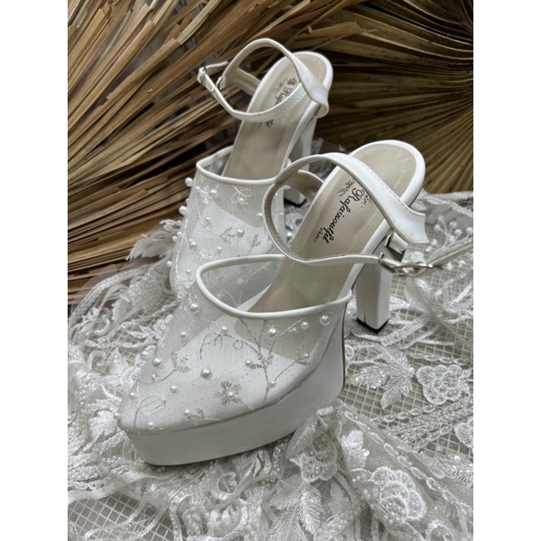 sepatu purri putih tali sepatu wedding cantik tinggi 12cm