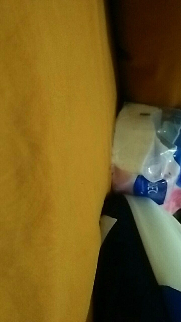 Rc Handuk Sport Chalmer Warna Putih Dan Biru Grade B No Label