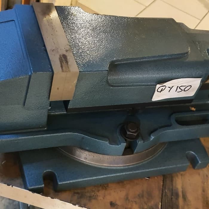 Ragum catok putar 6in body besar