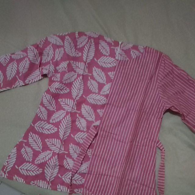 Batik Dianputri | Couple Batik Wanita Blazer Monochrome Motif Garis Seragam Batik