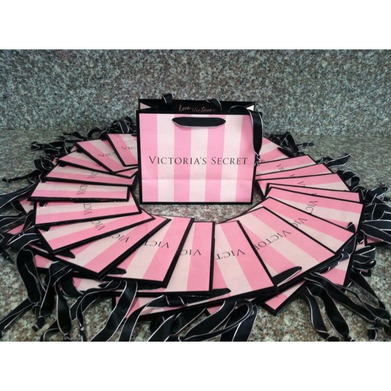 

Paper Bag Victoria Secret