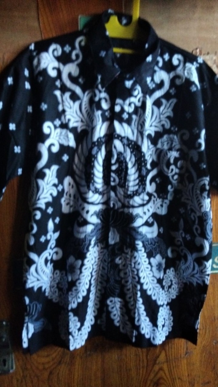 Batik Couple Keluarga Sania Ruffle Ori Ndoro Jowi Dnt Sogan Motif Gurita Putih