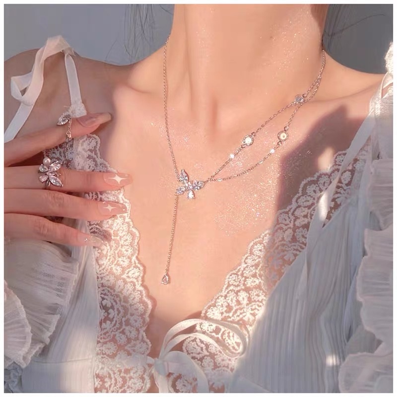 YEEZII Kalung Choker Rantai Rumbai Butterfly Aksen Kristal Warna Silver Untuk Wanita