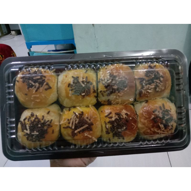 

Bolen Lumer isi pisang + coklat lumer + keju