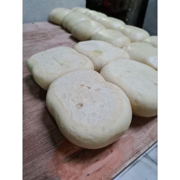 Roti kadet kukus Putih