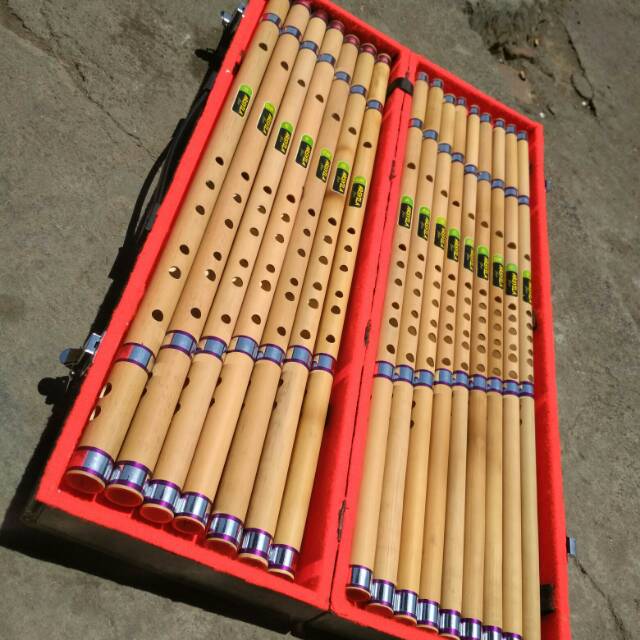 suling bambu ecer atau satu set panggung
