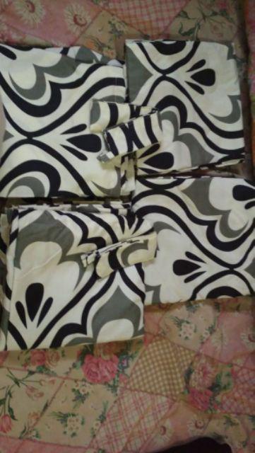 Gorden Tirai Motif Club Bola Mu Barca Juve Hitam Merah/ Ukuran Panjang 210 Cm Lebar 140 Cm. Smokring