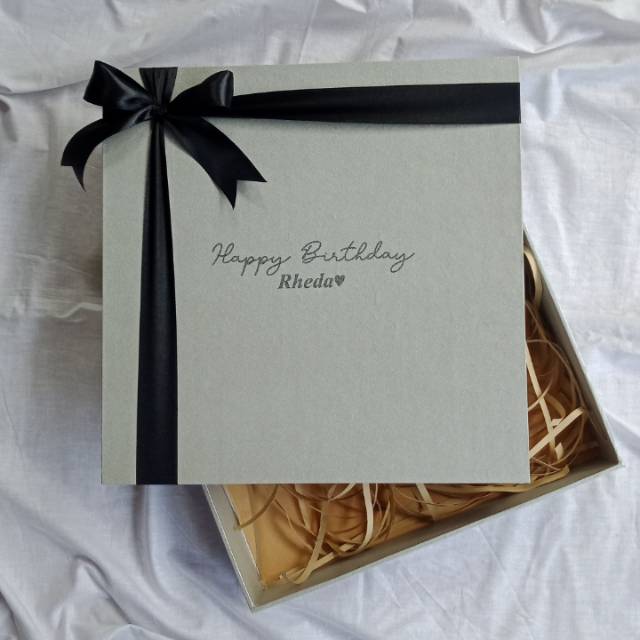 

Kotak kado 25x25x5 || Box kado free custom tulisan
