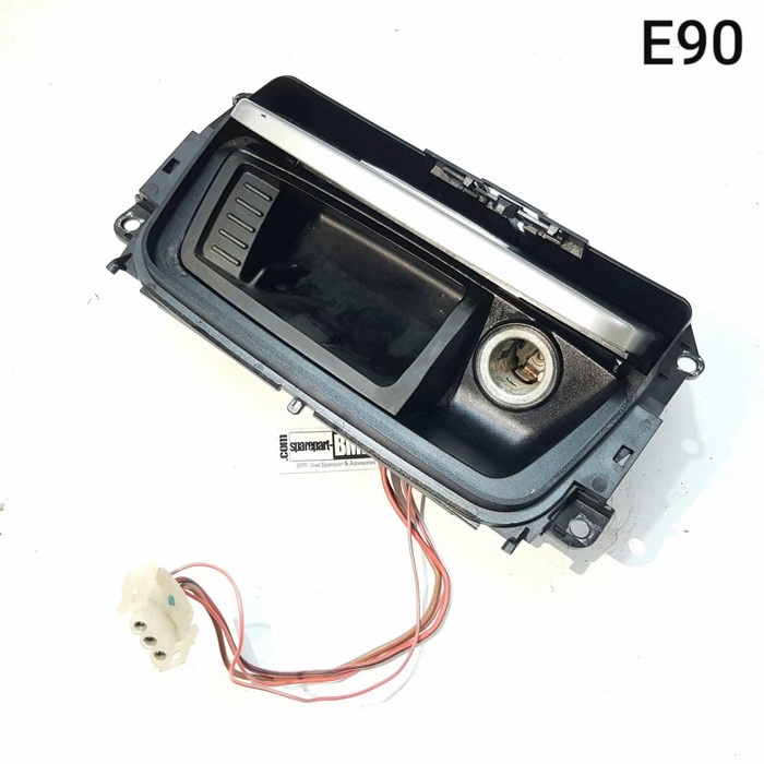 ashtray asbak Depan BMW E90 E90 LCI thn 05-11 {Part by BMW Speciall Part}