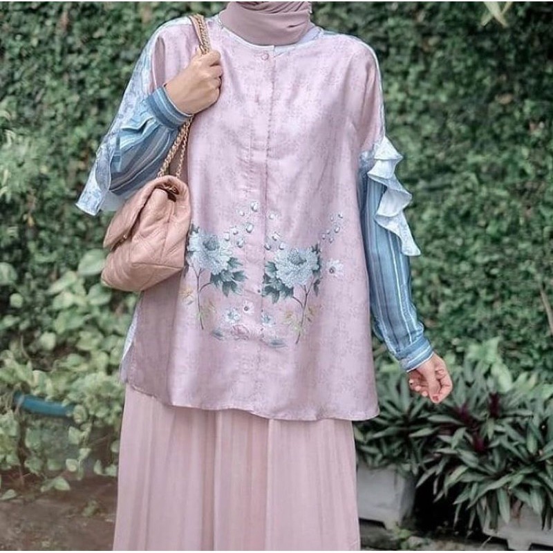 Prameswari top by RiaMiranda Saga