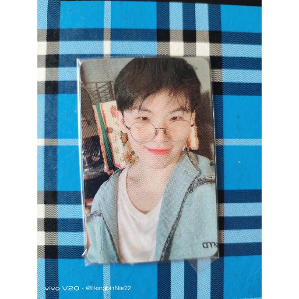 pc going magazine woozi white