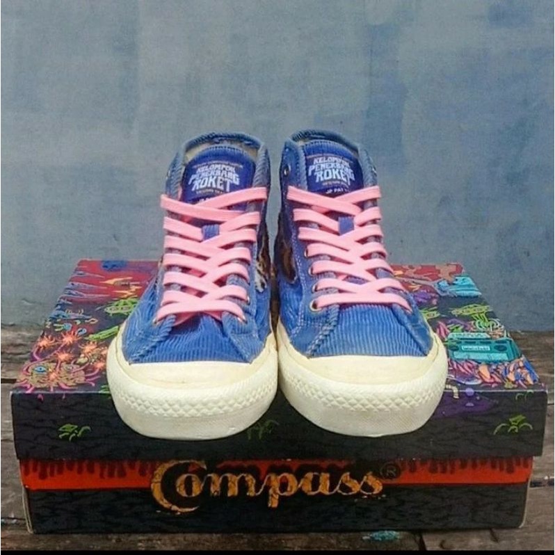 Compass x Kelompok Penerbang Roket "JP Patton"