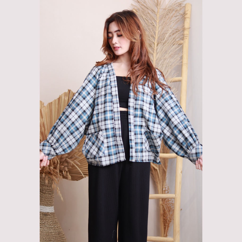 Baju Wanita | Baju Outer | Baju Flanel Batwing Wanita Premium Elzanteri