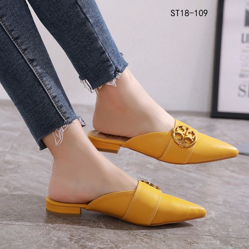 TORY BURCH SLIP ON FLAT #ST18-109 Slilde Pump Pointy Toe Simple Elegant Sepatu Wanita Import Batam