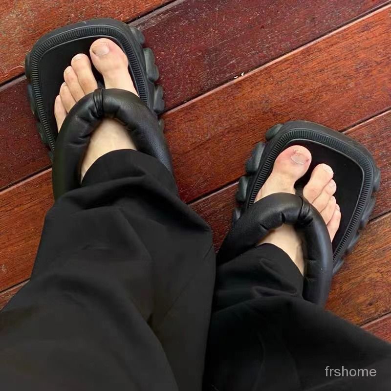 Sandal jepit non-slip kasual bersol tebal cocok untuk semua