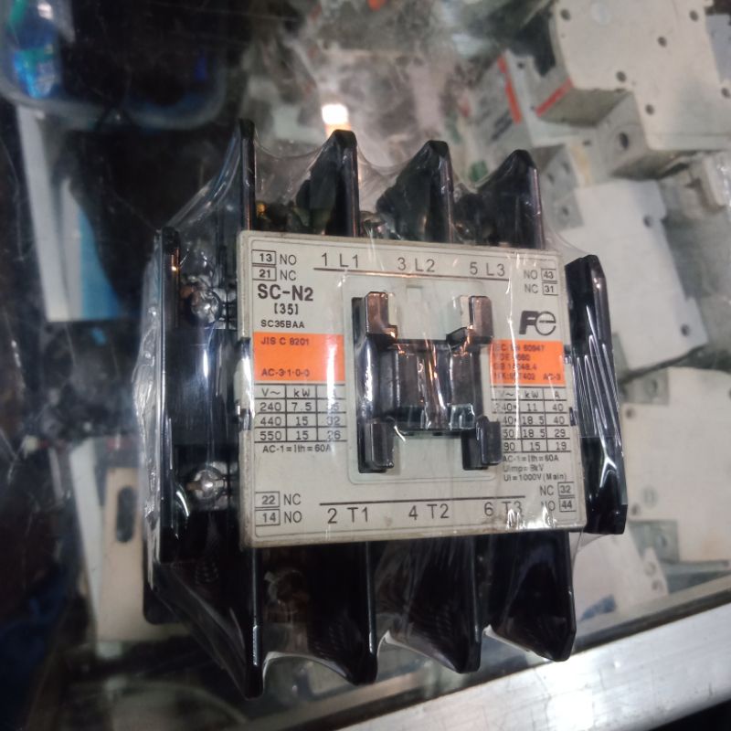kontaktor fuji sc n2 SC-N2 220V 60A