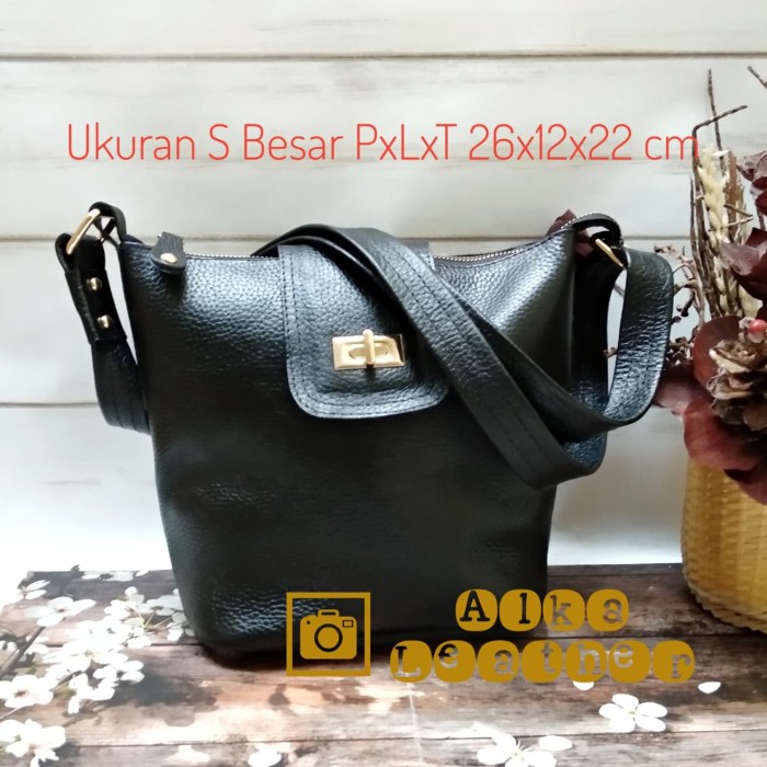 tas kulit garut, tas selempang wanita / tas asli kulit garut