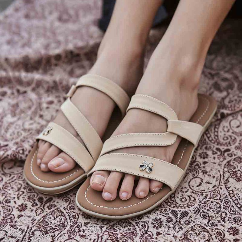 Sandal flat wanita high quality garansi original