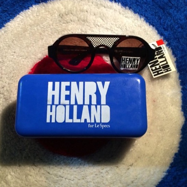 Le Specs Henry Holland