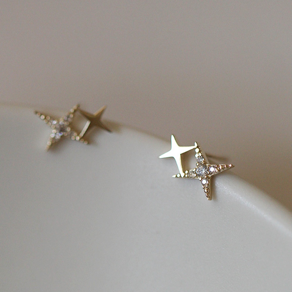 Hu Hu Hu Hu Hu Alat Bantu Pasang Kacamata♡ 1 Pasang Anting Stud Desain Bintang Aksen Berlian Imitasi Gaya Korea Untuk Pemakaian Sehari-Hari