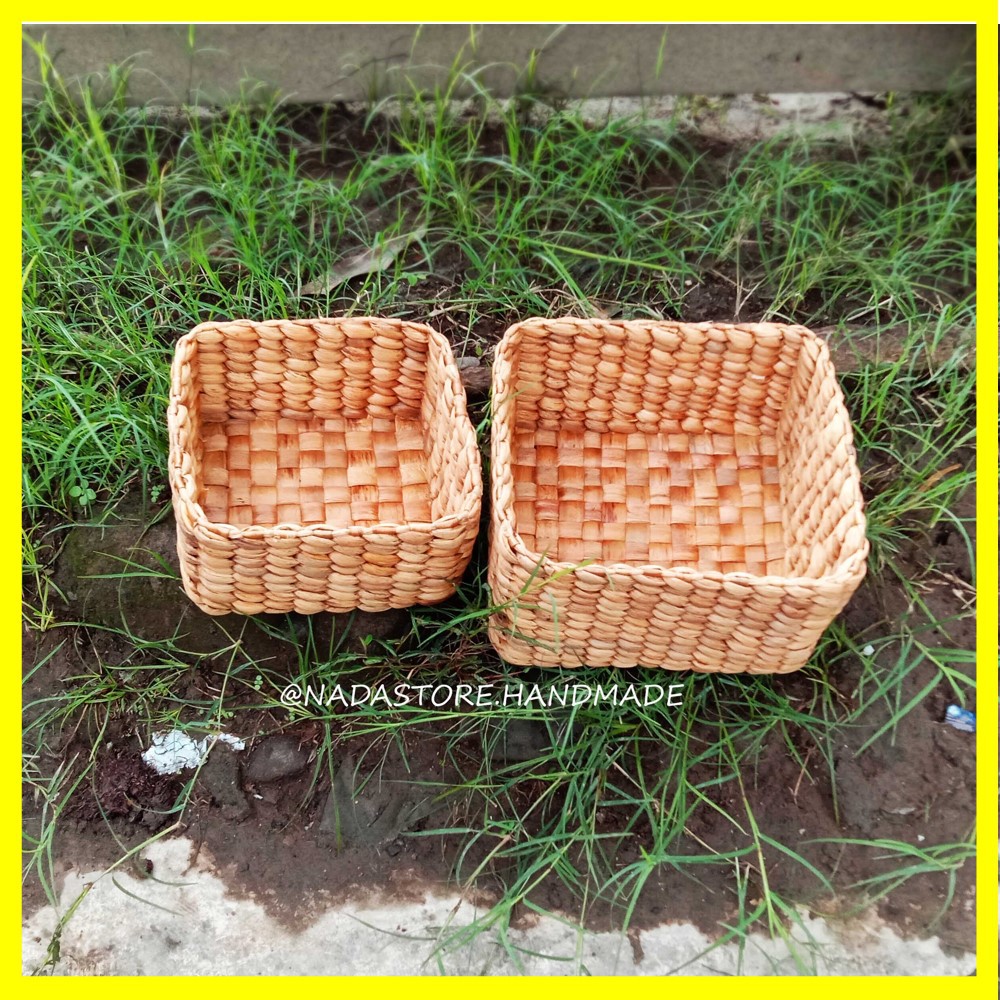 KOTAK KADO / KOTAK HANTARAN / TEMPAT SERBAGUNA / ANYAMAN ENCENG GONDOK ISI 2