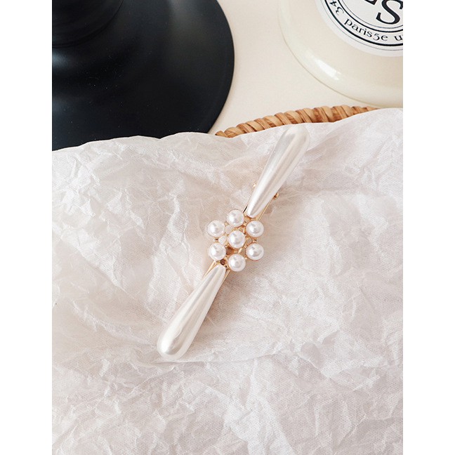 LRC Jepit Rambut Fashion Rhinestone Pearl Hairpin F4336X