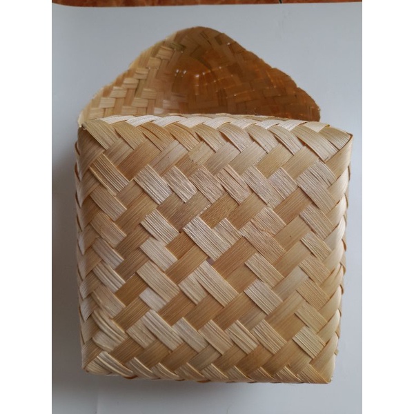 

besek 18x18 besek natural besek bambu besek medan murah ready medan besek hampers kemasan bambu
