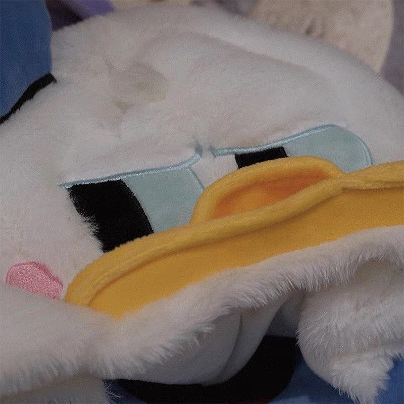 BANTAL LEHER BEBEK DONALD DUCK STELLA LOU SHELLIE MAY NECK PILLOW IMPOR FASHION