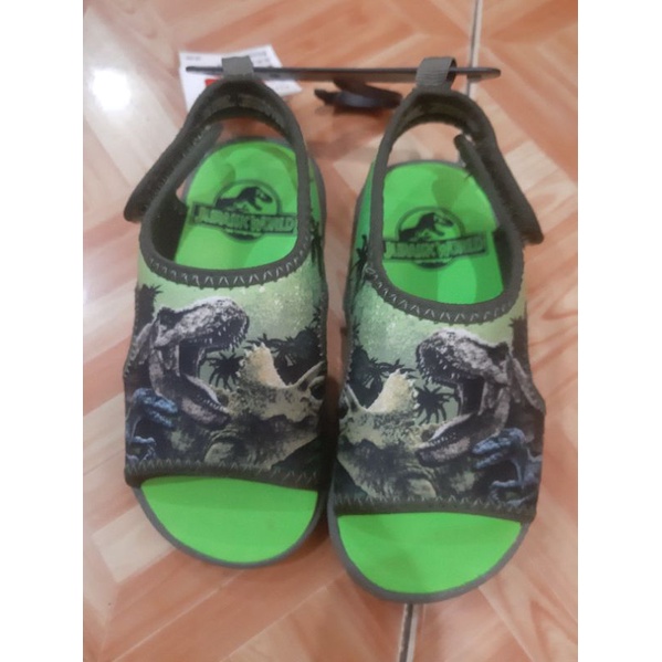 Sandal H&amp;M Jurassic World Green