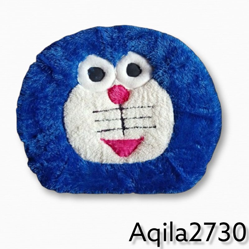 Keset karakter bulu Doraemon premium