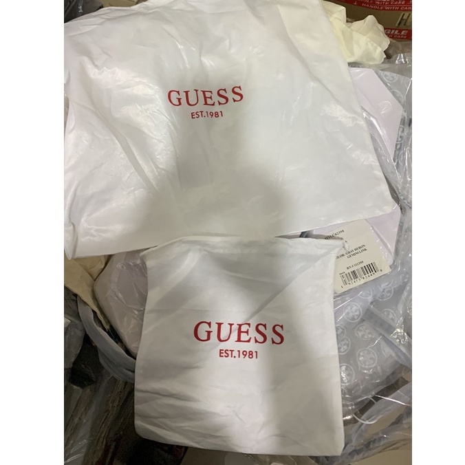DUSTBAG GUESS
