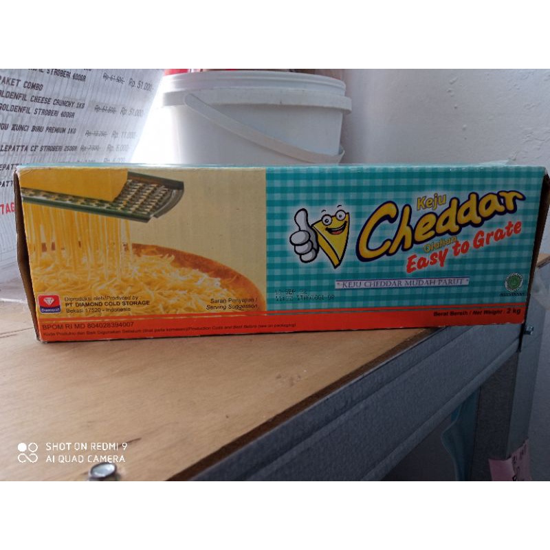 

keju diamond Cheddar 2kg easy to grate murah promo