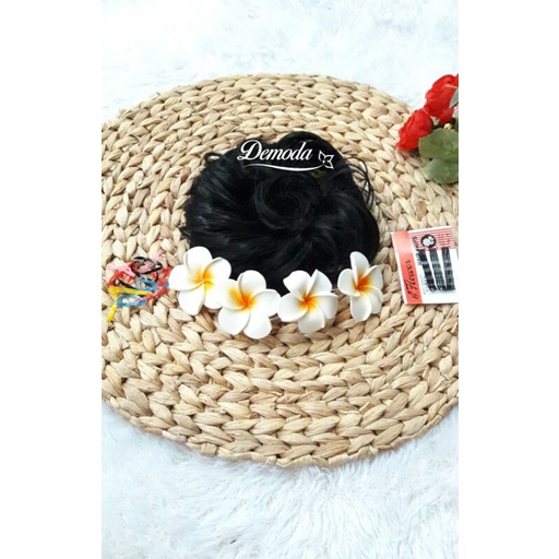 set hairdo karet ulir / paket hairdo murah / paket hairdo kebaya / karet ulir / semanggi bali / sema