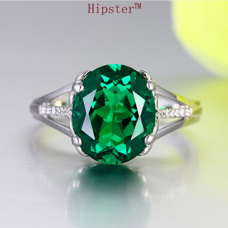 New Hot Sale Classic Fashion Inlaid Emerald Colored Gems White Gold Ring