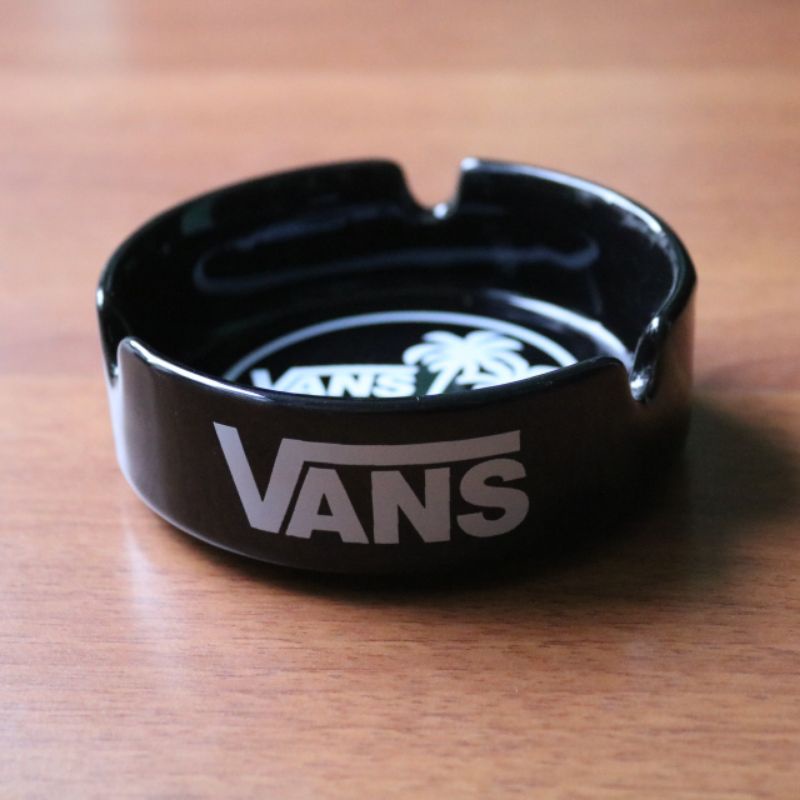 Asbak motif thrasher vans