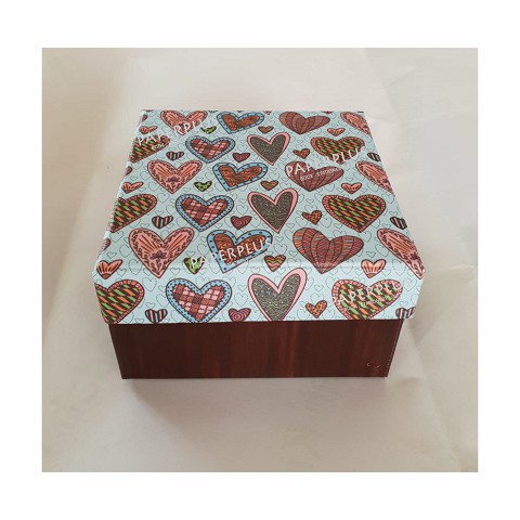 

KOTAK KADO / KOTAK HADIAH / GIFT BOX REMAJA LARGE KK LOVE ANEKA MOTIF