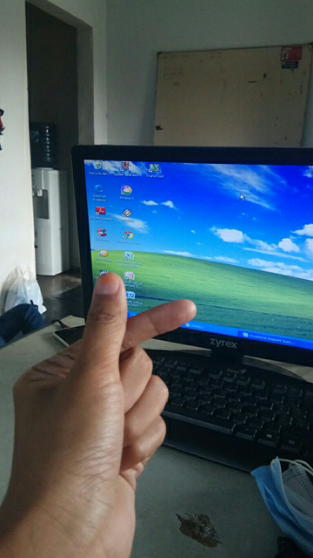 Batik Couple Keluarga Sania Ruffle Ori Ndoro Jowi Dnt Motif Bata Merah