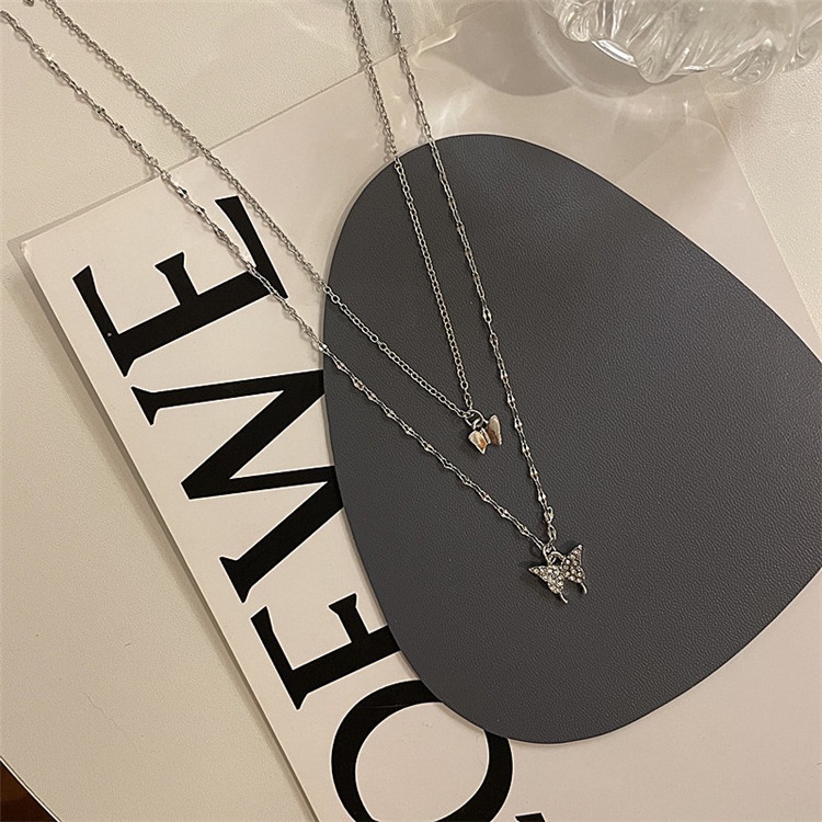 Kalung Rantai Klavikula Model Double Layer Bentuk Kupu-Kupu Gaya Vintage