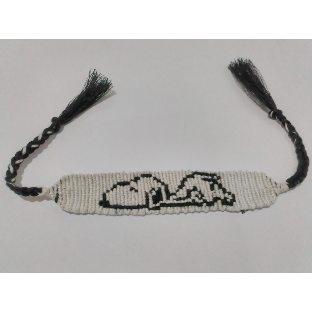 Aksesoris Handmade/ Gelang Anyam/ Gelang Benang/ Gelang Lucu/ Motif Snoopy