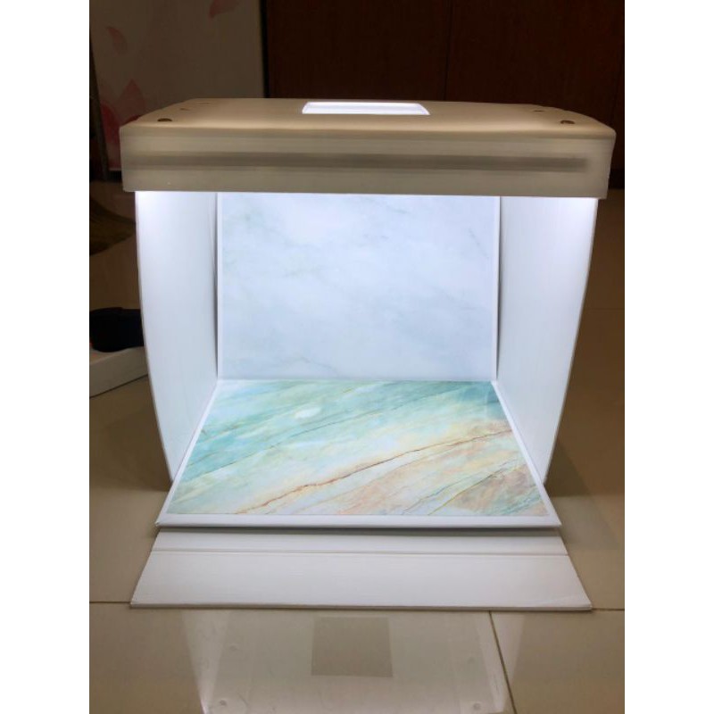 

Studio Box LED Ukuran A3 ( 31 x 30 x 24 ) motif marmer warna