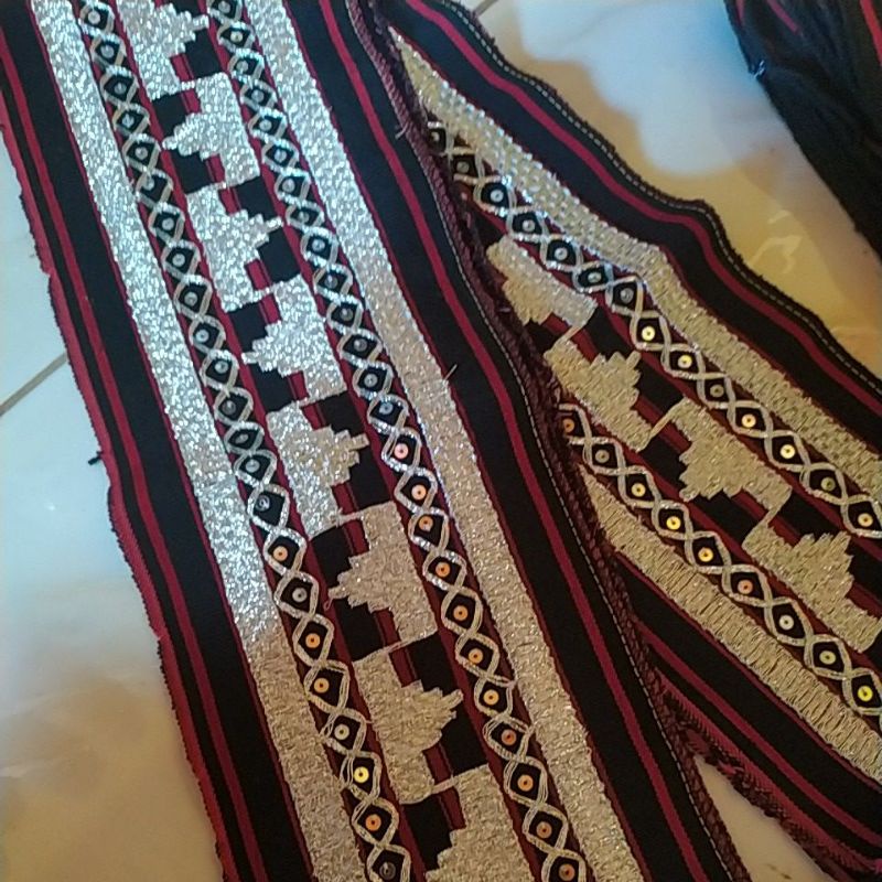 Bisban / Selendang Tapis Lampung Motif Abung Murah-Tajuk Payet Silver