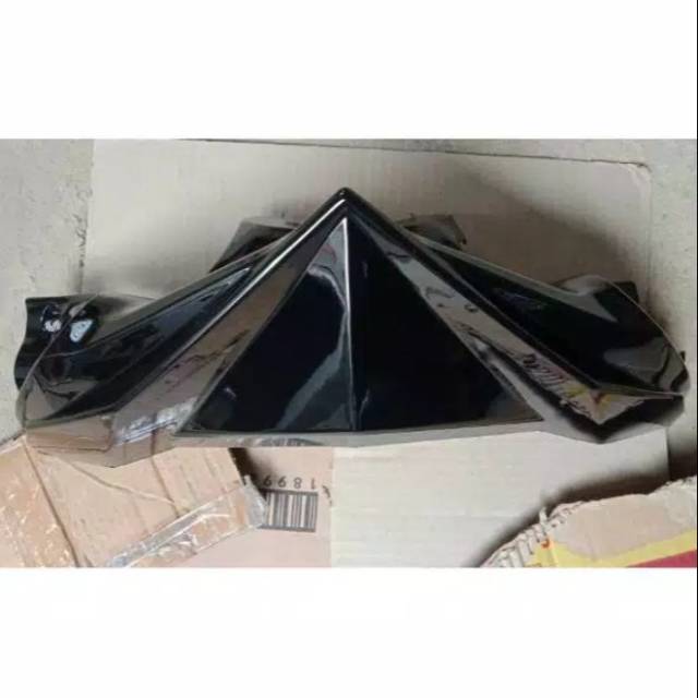 Batok pala bagian depan mio m3 / mio z hitam