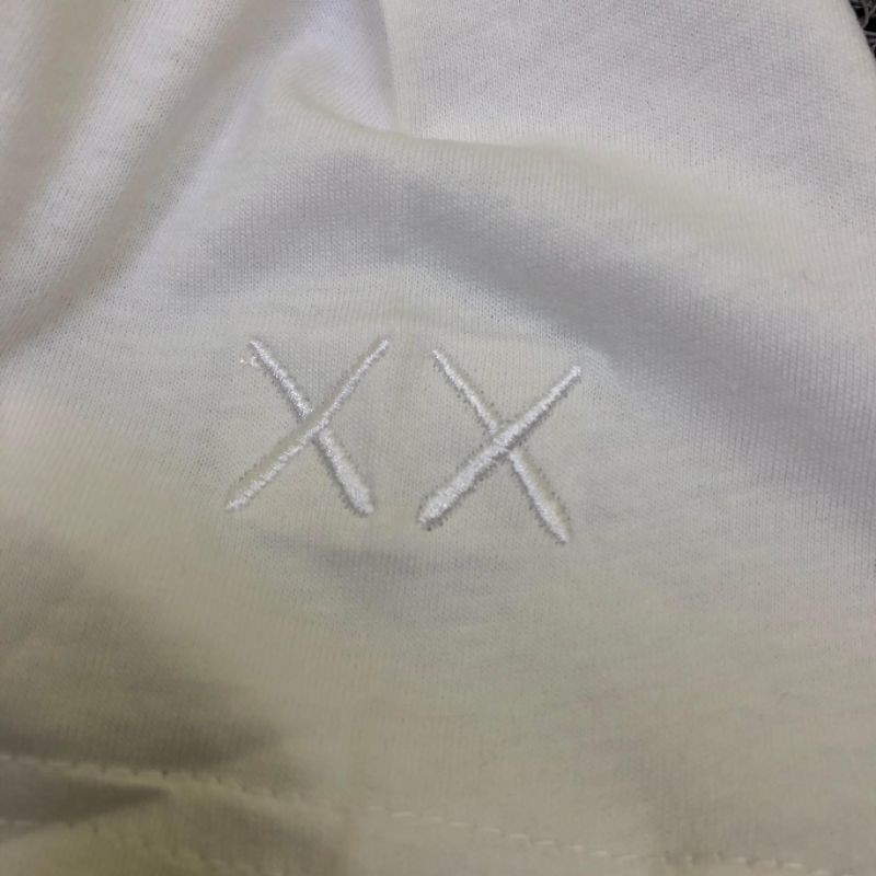 Kaos Baju Tshirt Uniqlo X Kaws Anatomy Edition - Complete Tag + Free Sticker-6