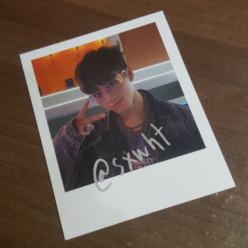 

WTS POLA EVENT STICKER MARK